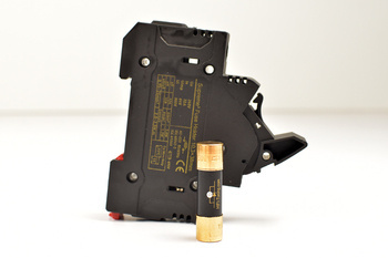 Hifi-Tuning Supreme 3 instalační pojistka (s pojistkou Diamond Supreme 3)