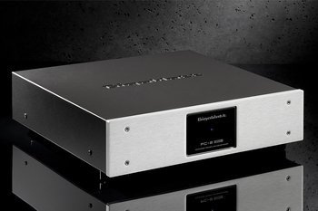 Kondicionér napájení GigaWatt PC-2 EVO+ s kabelem GigaWatt