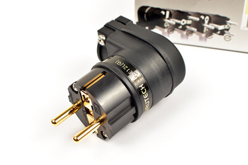 Furutech FI-E12L (G) - úhlová zástrčka Schuko (EU)